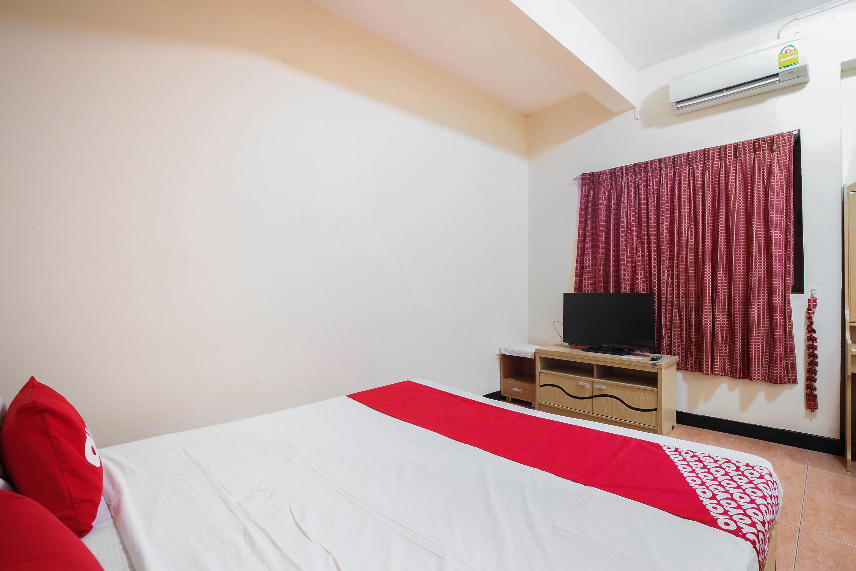 Oyo 963 Sunshine Guesthouse Pattaya Exterior foto