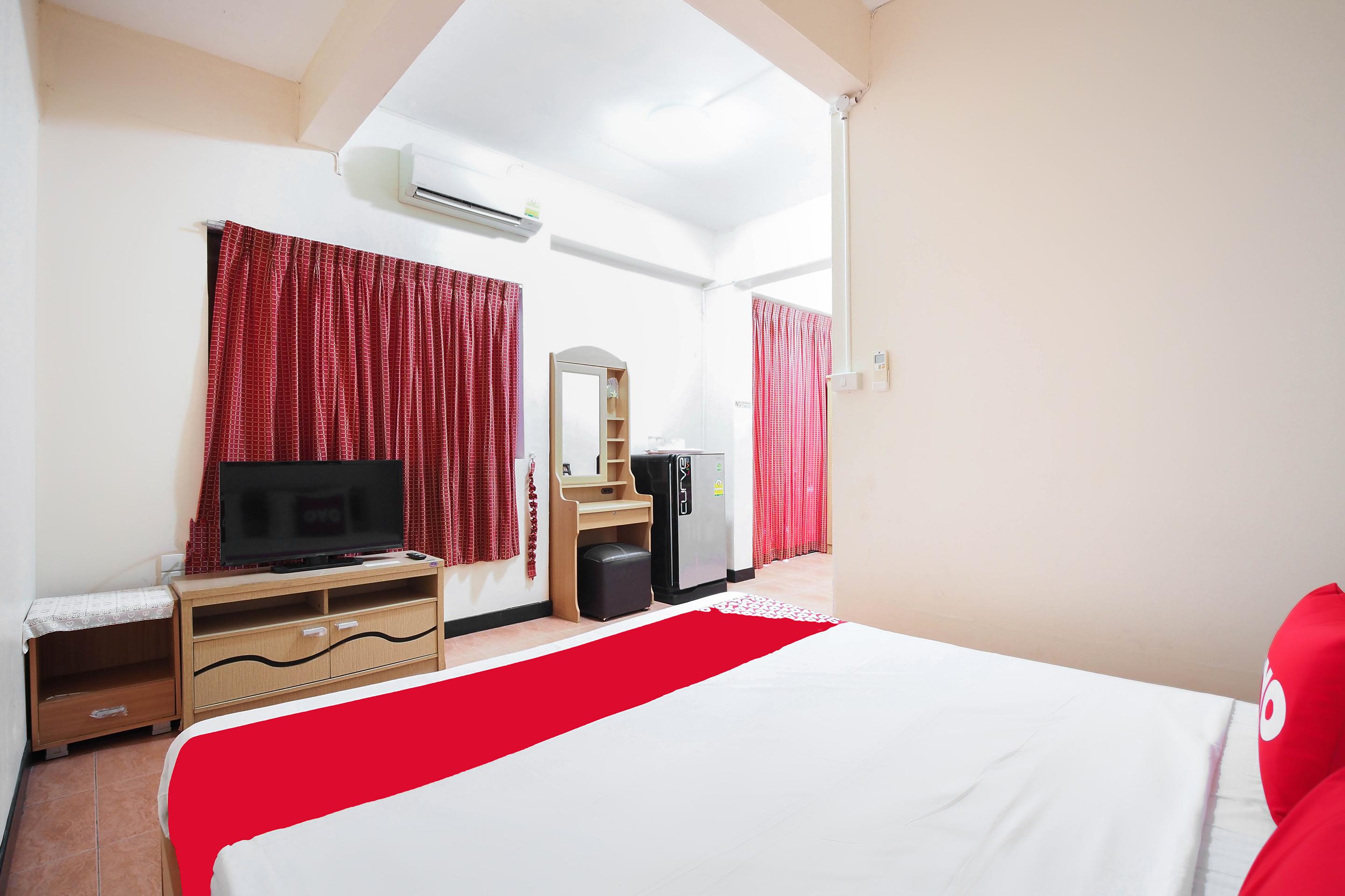 Oyo 963 Sunshine Guesthouse Pattaya Exterior foto