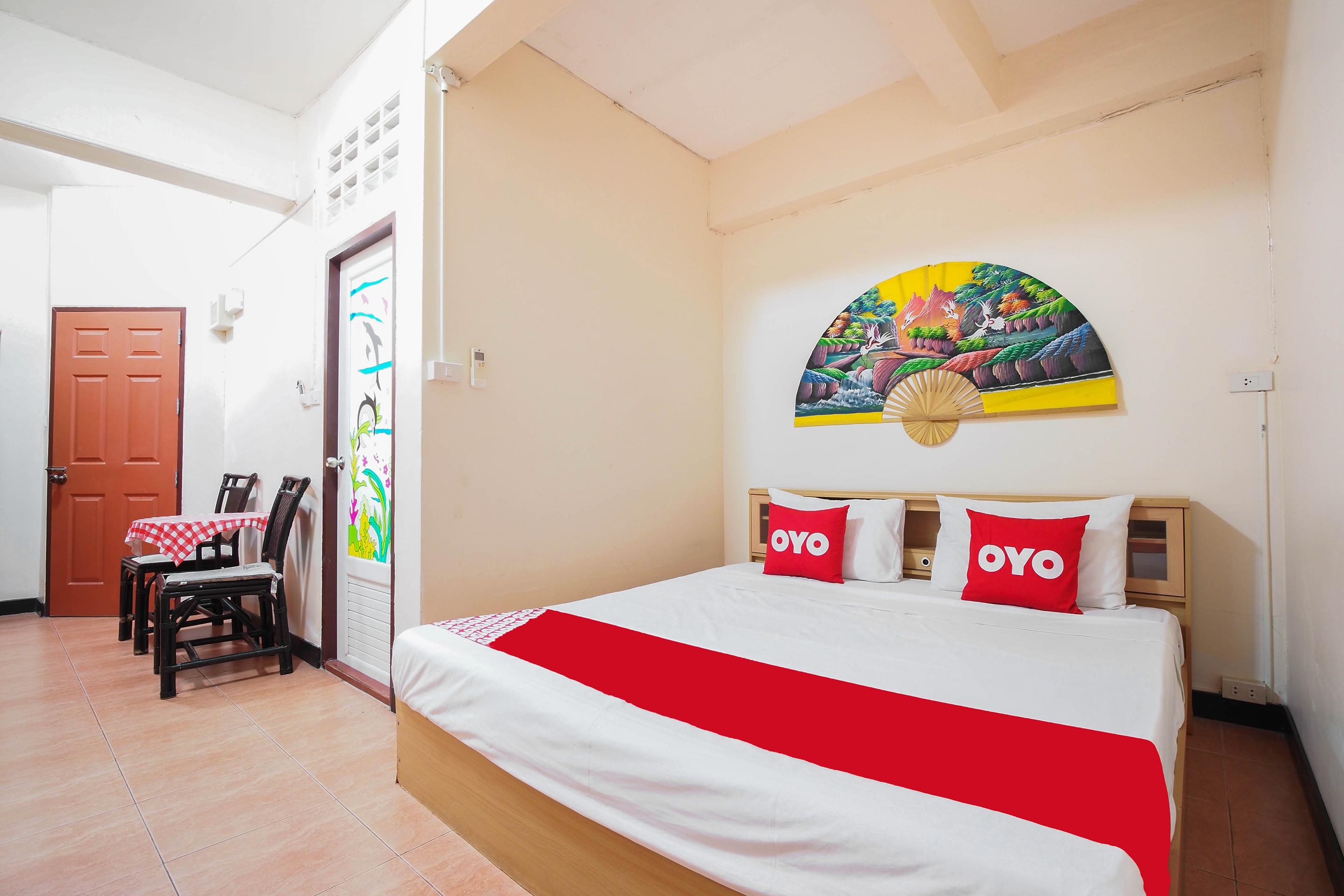 Oyo 963 Sunshine Guesthouse Pattaya Exterior foto