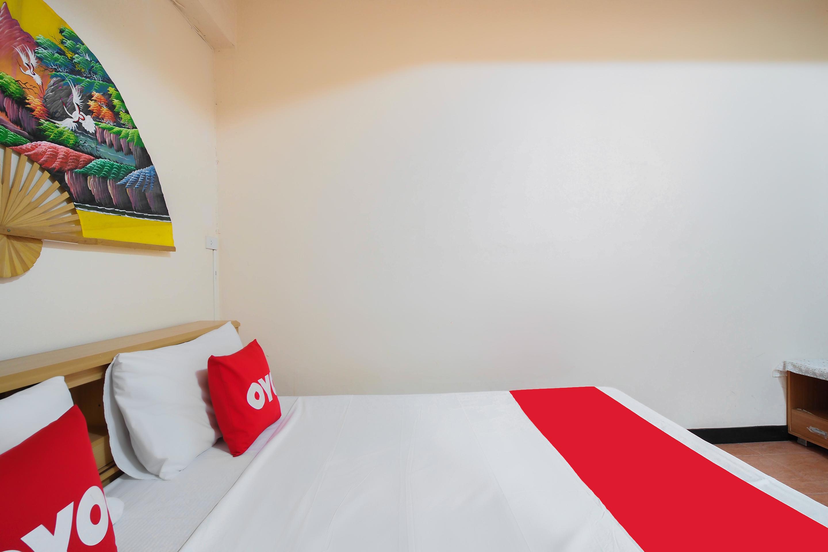 Oyo 963 Sunshine Guesthouse Pattaya Exterior foto